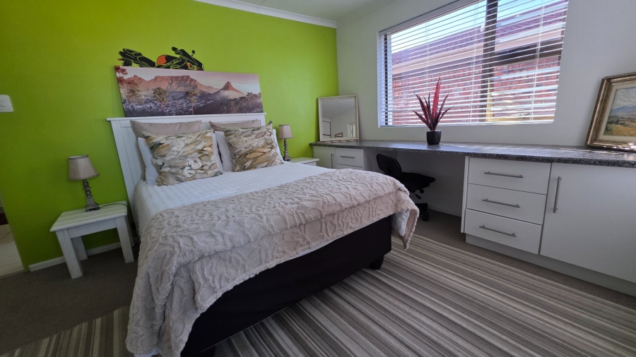 3 Bedroom Property for Sale in Hartenbos Central Western Cape